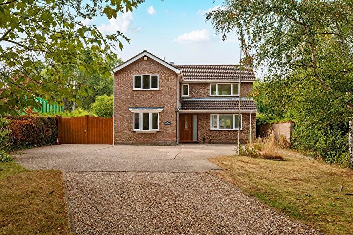Property For Sale In Old Wood, Skellingthorpe, LN6