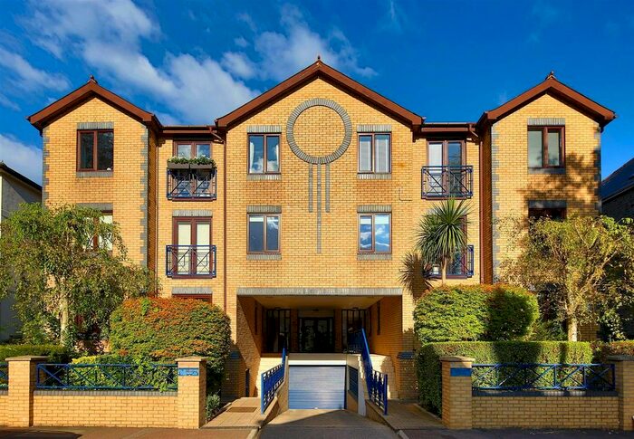 2 Bedroom Flat To Rent In Conway Road, Pontcanna, Cardiff, CF11