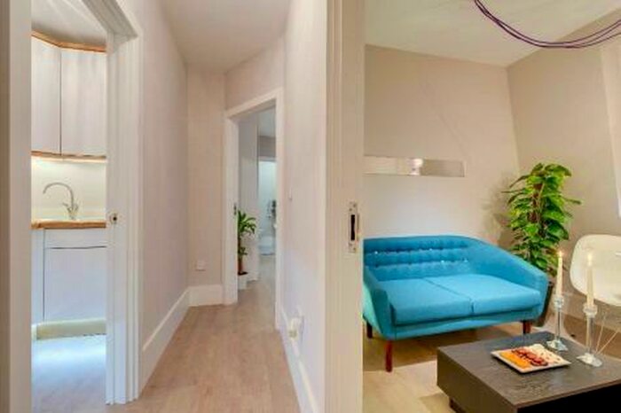 Studio To Rent In Lithos Road, London, NW3