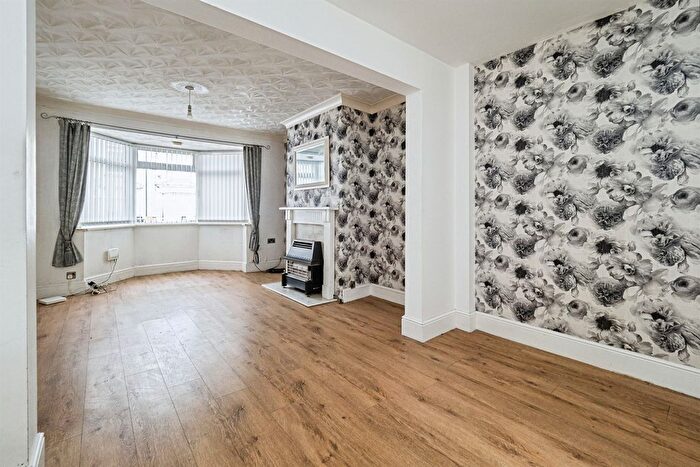 3 Bedroom Terraced House For Sale In Severn Street, Hull, HU8