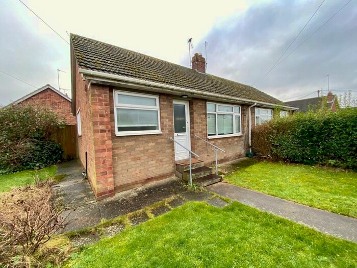 1 Bedroom Bungalow To Rent In Sutton House Road, Hull, East Yorkshire, HU8