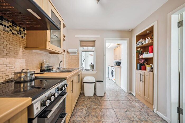 2 Bedroom Semi-Detached House For Sale In Scott Drive, Bearsden, G61
