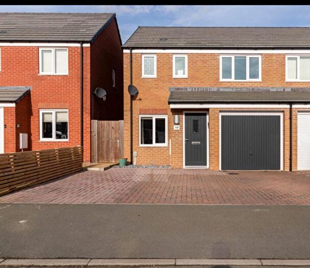 3 Bedroom Semi Detached House For Sale In Lamport Lane, Kingsthorpe, Northampton, NN2