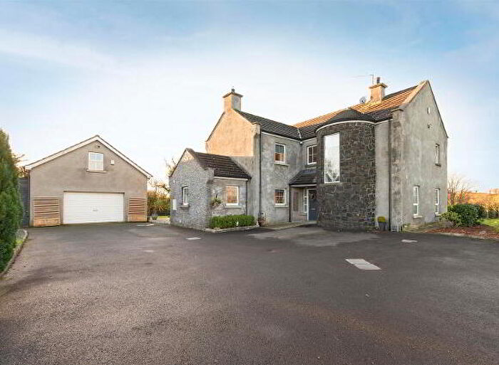 4 Bedroom Detached House For Sale In Glen Road, Dromore, BT25