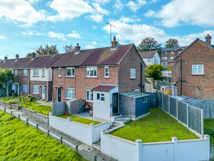 2 Bedroom Semi-Detached House For Sale In Wickhurst Road, Portslade, Brighton, BN41