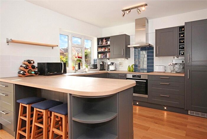 3 Bedroom Semi Detached House To Rent In Boston Road, Horfield, Bristol, BS7