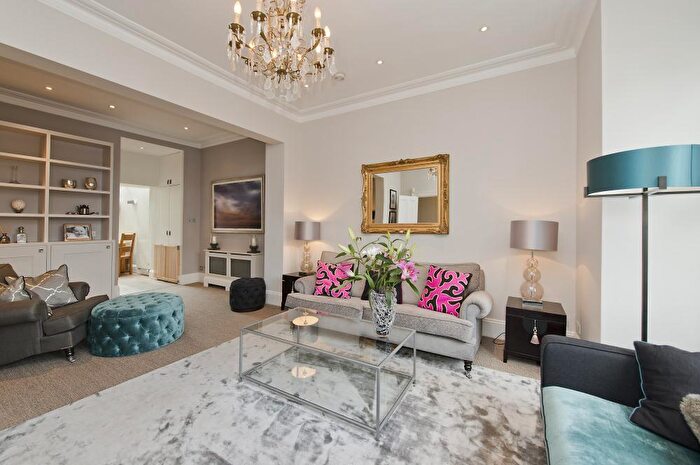 4 Bedroom Terraced House To Rent In Glebe Road, London, SW13