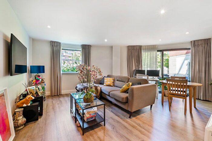 1 Bedroom Flat To Rent In Dolben Court, Montaigne Close, London, SW1P