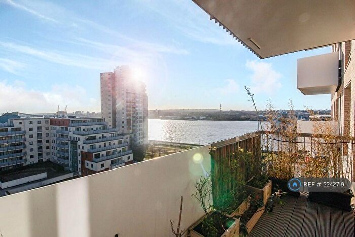 2 Bedroom Flat To Rent In Waterside Heights, London, E16