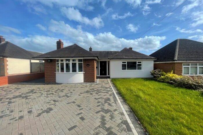 3 Bedroom Bungalow To Rent In Burntwood Road, Cannock, WS11