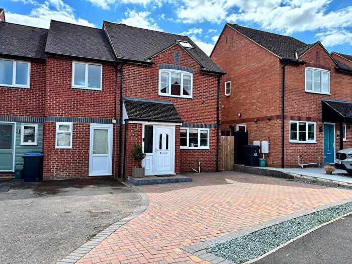 5 Bedroom Semi-Detached House For Sale In Hay Meadow, Shipston-On-Stour, CV36