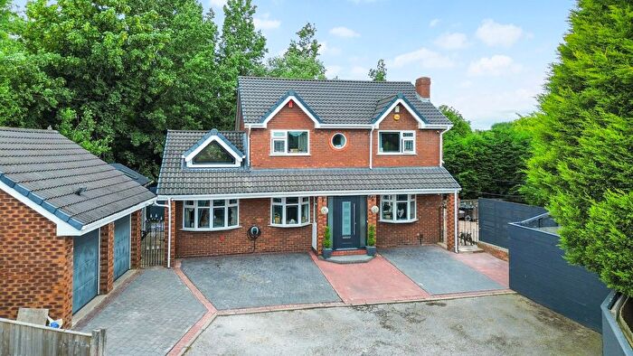 4 Bedroom Detached House For Sale In Bankhall Close, Hindley Green, Wigan, WN2