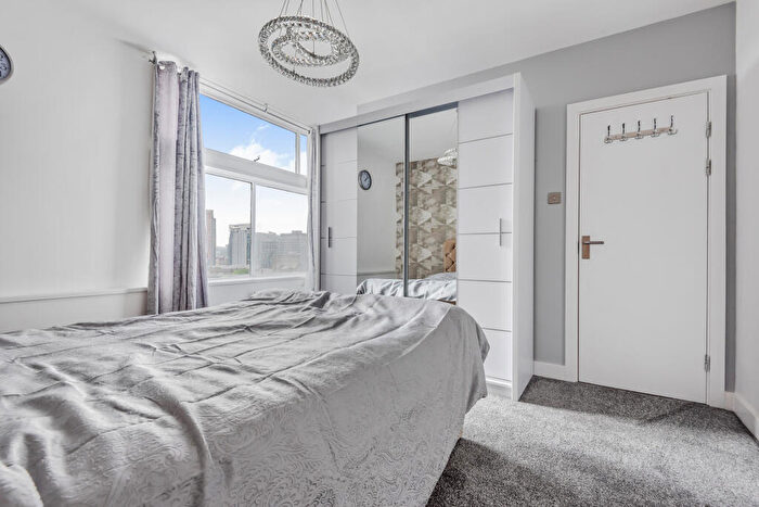 2 Bedroom Apartment To Rent In City Heights, Victoria Bridge Street, Salford, Lancashire, M3