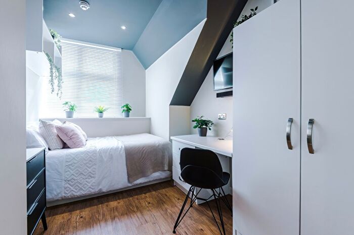 1 Bedroom Studio To Rent In Flat, Upper New Walk, Leicester, LE1