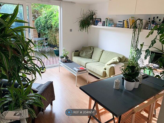 2 Bedroom Flat To Rent In James Stewart House, London, NW6