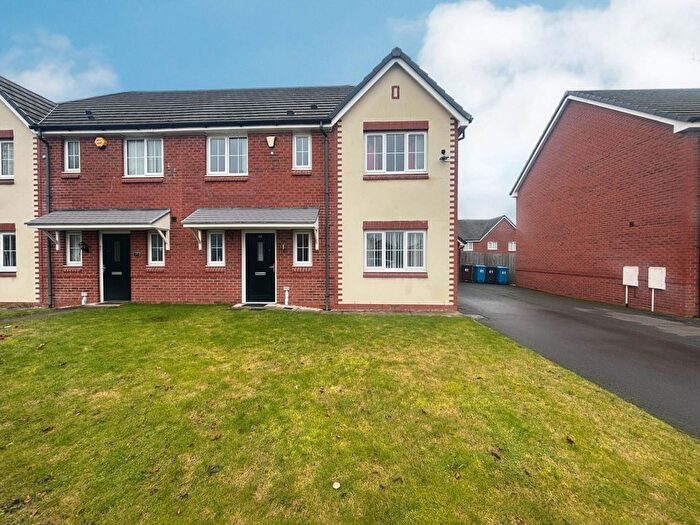 4 Bedroom Semi Detached House For Sale In Hillpark Crecent, Mill Park, L32