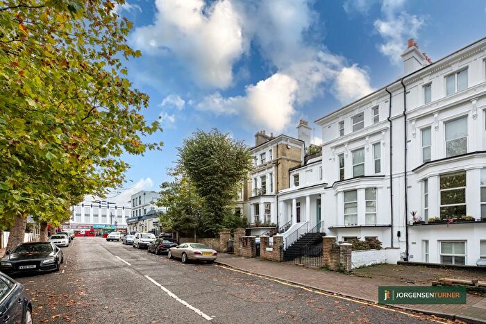 1 Bedroom Flat To Rent In Brondesbury Villas, Queens Park, London, NW6