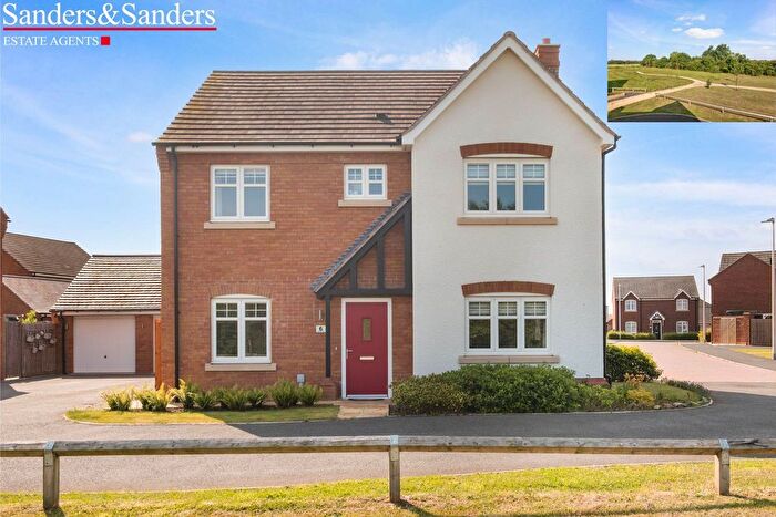 4 Bedroom Detached House For Sale In Prolific Place, Bidford-On-Avon, Alcester, B50