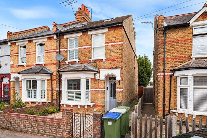 3 Bedroom End Of Terrace House For Sale In Shirley Road, Sidcup, DA15