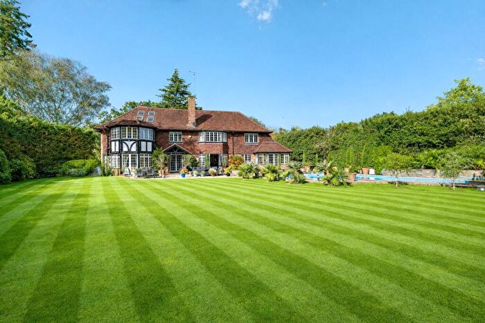 5 Bedroom Detached House For Sale In Broad Highway, Cobham, KT11