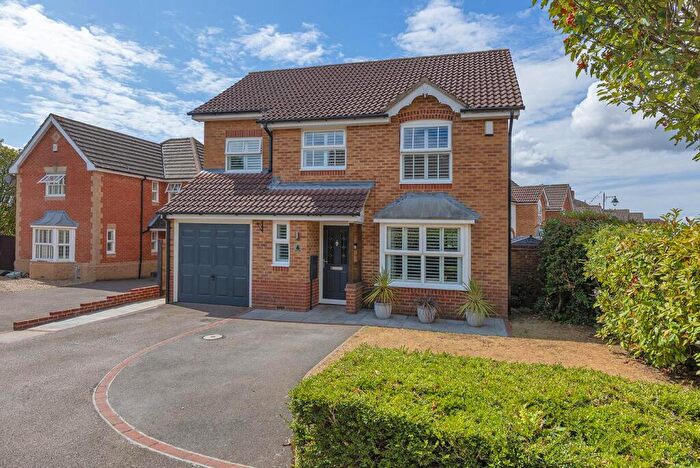 4 Bedroom Detached House For Sale In Saxon Close, Kings Hill, ME19