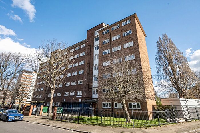 2 Bedroom Flat For Sale In Paradise Road, London, SW4