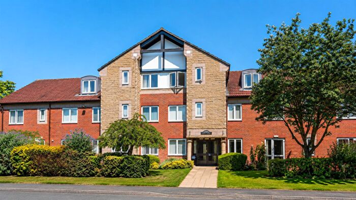 1 Bedroom Apartment To Rent In Old Lode Lane, Solihull, B92