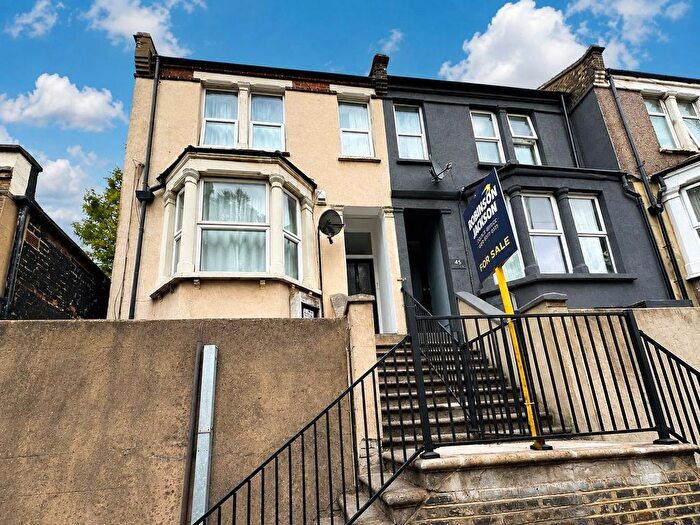 1 Bedroom Flat For Sale In Plumstead Common Road, Woolwich, SE18