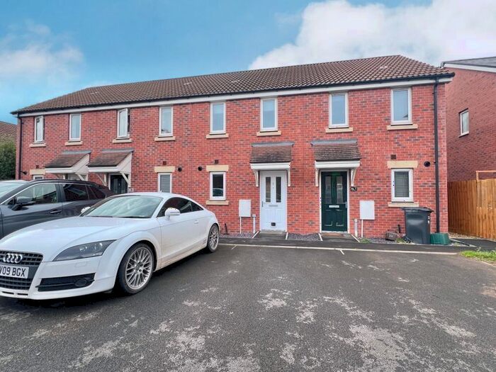 2 Bedroom Terraced House To Rent In Hardys Close, Bathpool, Taunton, TA2