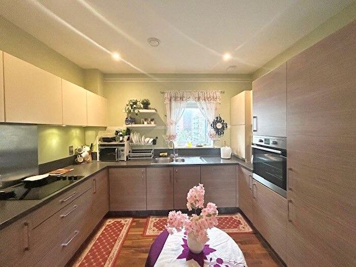 3 Bedroom Property To Rent In Bournebrook Grove, Romford, RM7