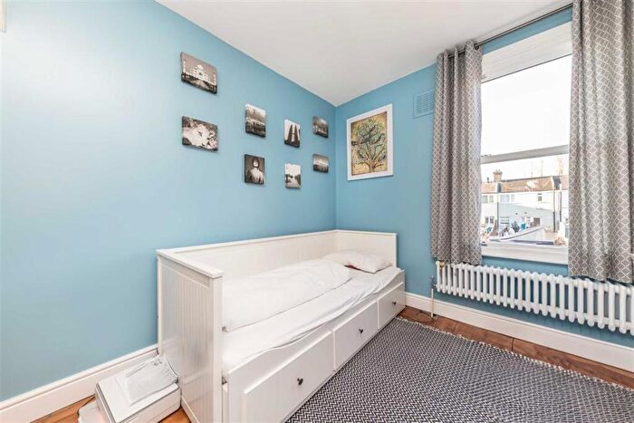 5 Bedroom House To Rent In Kinveachy Gardens, Charlton, SE7