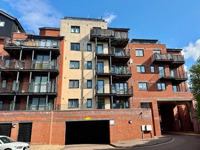 2 Bedroom Apartment For Sale In Central Bishop's Stortford, CM23