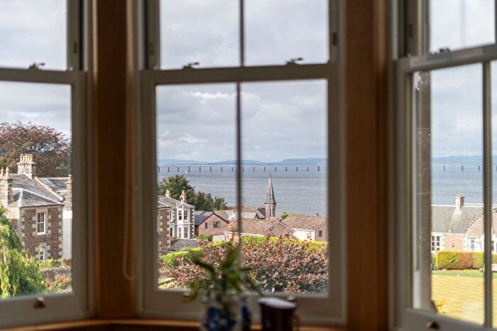 3 Bedroom Flat For Sale In Cupar Road, Newport-On-Tay, Fife, DD6