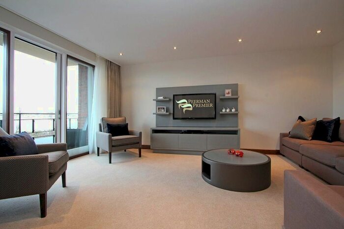 2 Bedroom Flat To Rent In - Ennismore Gardens, Knightsbridge, London, SW7