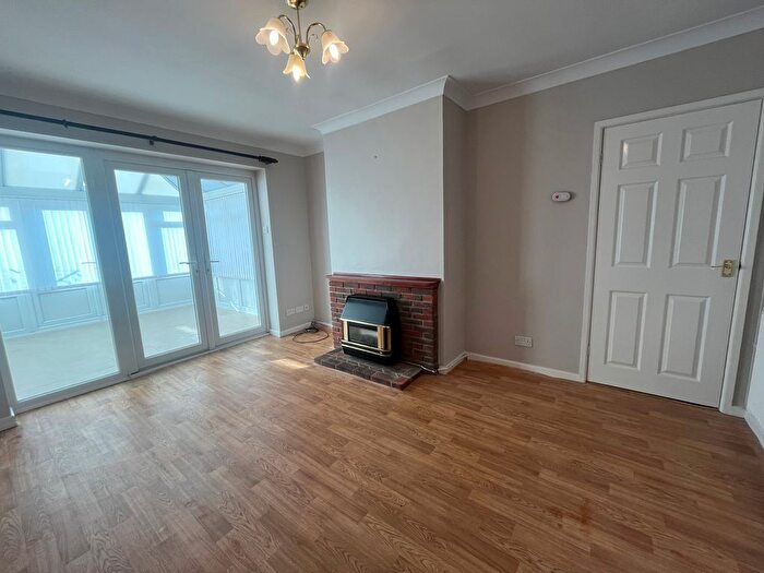 2 Bedroom Bungalow To Rent In Saxon Gardens, Caister-On-Sea, Great Yarmouth, NR30