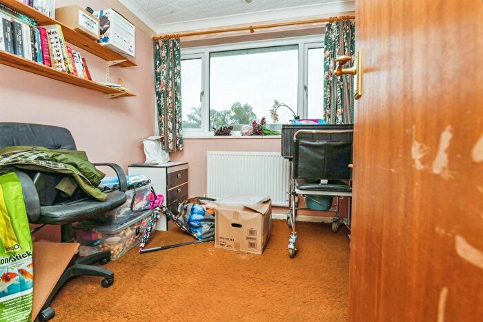 3 Bedroom End Of Terrace House For Sale In Gloucester Avenue, Maldon, CM9