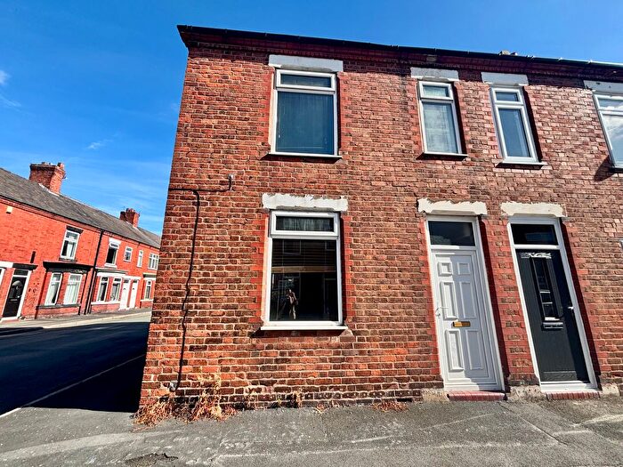 2 Bedroom Property To Rent In William Street, Northwich, CW9