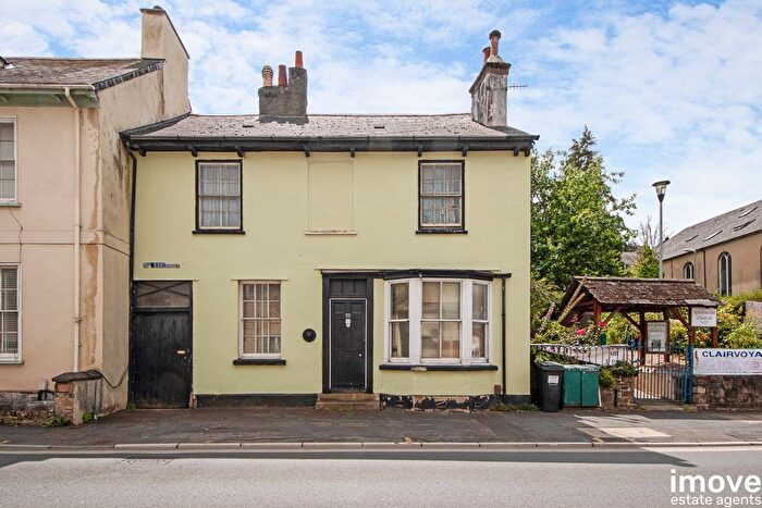 3 Bedroom End Terrace House For Sale In East Street, Newton Abbot, TQ12