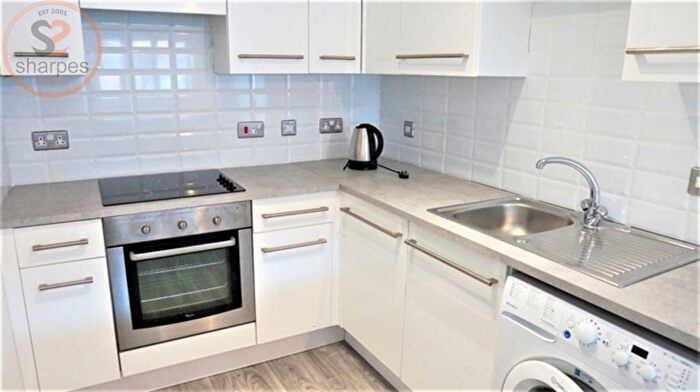 1 Bedroom Flat To Rent In Regis Court, Longfield Drive, Mitcham, London, CR4
