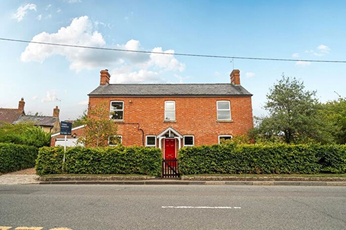 4 Bedroom Detached House To Rent In Main Street, Grendon Underwood, HP18