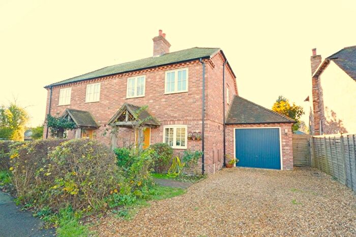 3 Bedroom End Of Terrace House To Rent In Harmer Cottages, North Mundham, Chichester, West Sussex, PO20