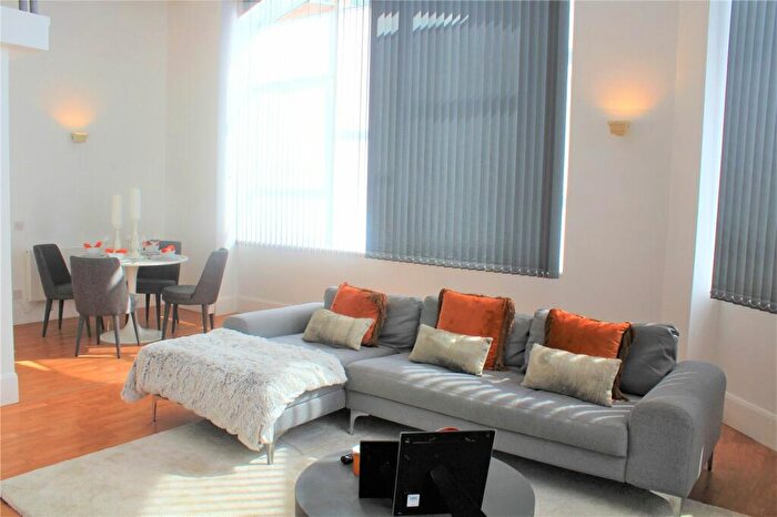 1 Bedroom Apartment To Rent In Dingley Road, London, EC1V