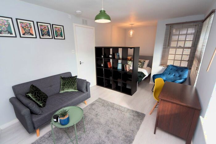 1 Bedroom Flat To Rent In Studio, King Street, Aberdeen, AB24