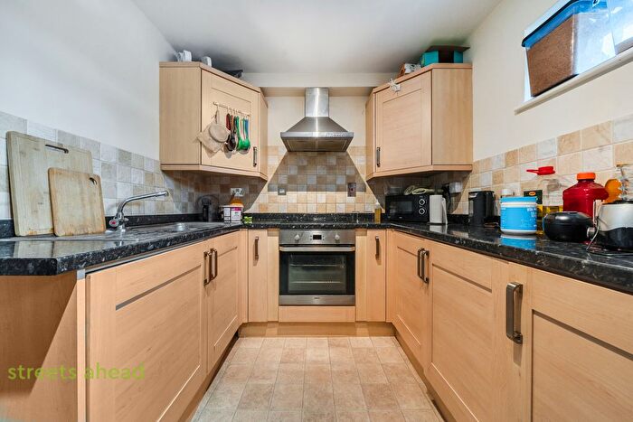 1 Bedroom Flat For Sale In Elgin Road, Croydon, CR0