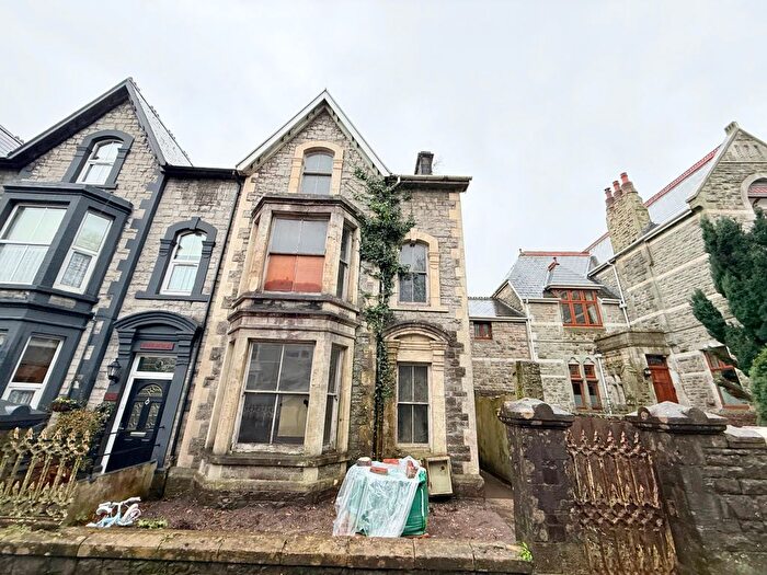 4 Bedroom Semi-Detached House For Sale In Park Street, Bridgend, CF31