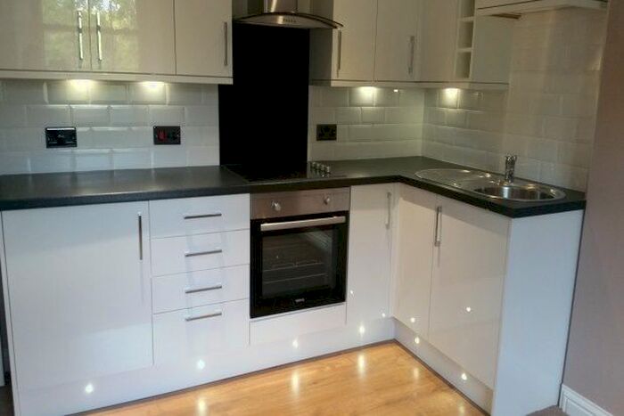 1 Bedroom Flat To Rent In 15 Braddons Street, Torquay TQ1