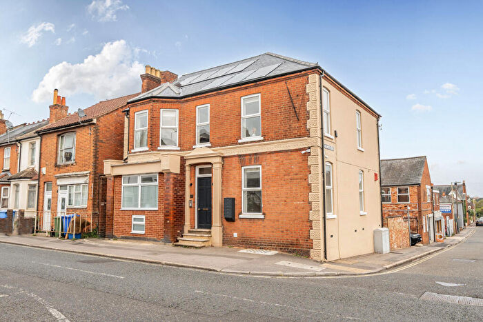 Studio To Rent In Grosvenor Road, Aldershot, GU11