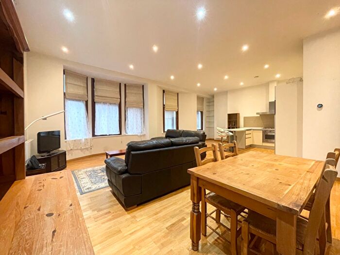 2 Bedroom Flat To Rent In York Street, Glasgow, G2