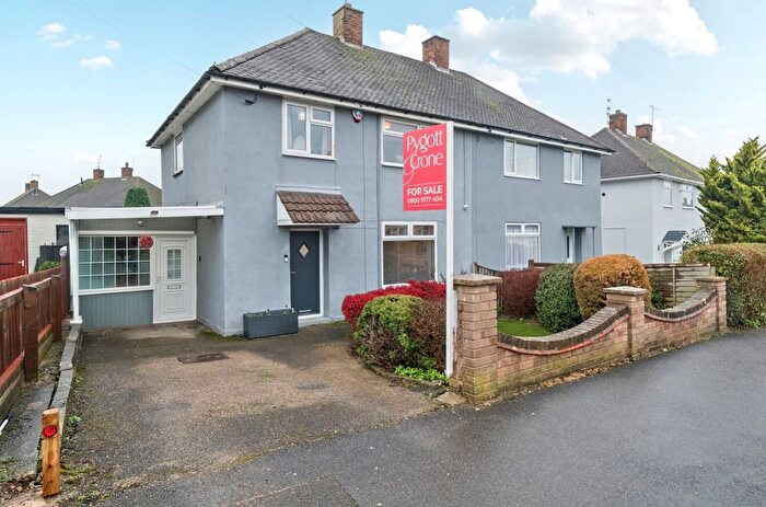 3 Bedroom Semi-Detached House For Sale In Bramerton Road, Nottingham, Nottinghamshire, NG8