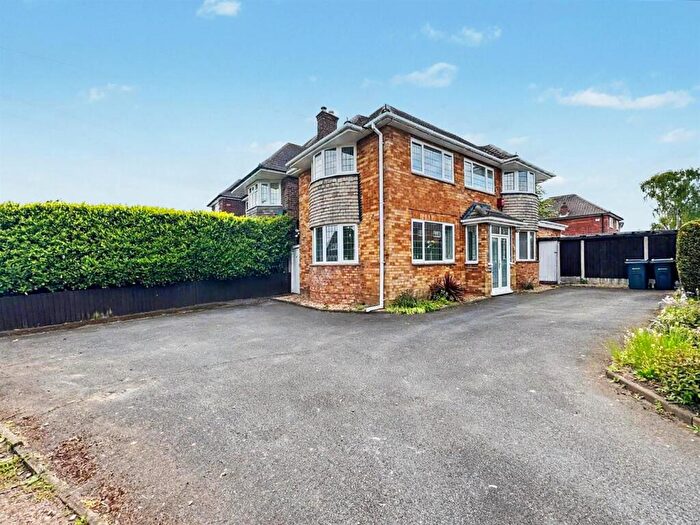 3 Bedroom Detached House For Sale In Little Sutton Road, Four Oaks, B75